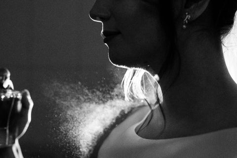 What Are Women Inspired Perfumes? The Smart Way to Smell Like Luxury